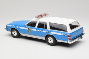 Chevrolet Caprice Estate Wagon NYPD MCG 1:18 MCG18477 Métal — image 5 sur 6