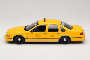 Chevrolet Caprice NYC Taxi UT Models 1:18 180142095 Métal — image 4 sur 8