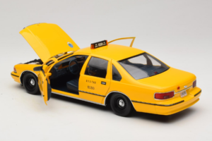 Chevrolet Caprice NYC Taxi UT Models 1:18 180142095 Métal — image 5 sur 8