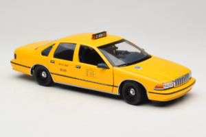 Chevrolet Caprice NYC Taxi UT Models 1:18 180142095 Métal — image 6 sur 8