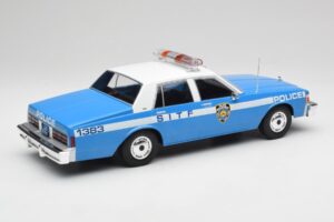 Chevrolet Caprice NYPD Voiture de Police MCG 1:18 MCG18360 Métal — image 2 sur 6