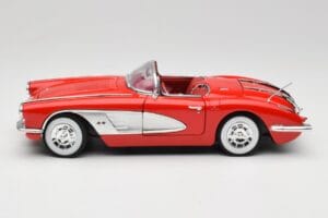 Chevrolet Corvette C1 Rouge Motormax 1:18 73100TC Métal — image 4 sur 8