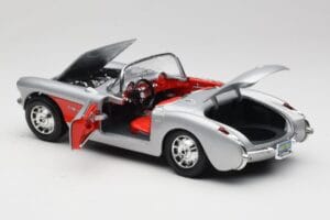 Chevrolet Corvette C1 Argent Bburago 1:18 3034 Métal — image 5 sur 8