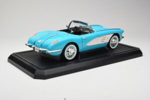 Chevrolet Corvette C1 Hard Top Bleu Solido 1:12 1202-M1 Métal — image 3 sur 8