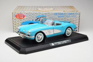 Chevrolet Corvette C1 Hard Top Bleu Solido 1:12 1202-M1 Métal — image 8 sur 8