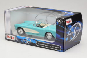 Chevrolet Corvette C1 Vert Menthe Maisto 1:24 31275 Métal — image 3 sur 3