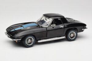Chevrolet Corvette C2 Noir American Muscle 1:18 AMM1099/06 Métal