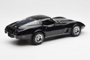 Chevrolet Corvette C3 Noir UT Models 1:18 21071 Métal — image 3 sur 8