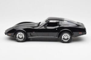 Chevrolet Corvette C3 Noir UT Models 1:18 21071 Métal — image 4 sur 8