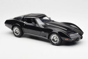 Chevrolet Corvette C3 Noir UT Models 1:18 21071 Métal — image 6 sur 8