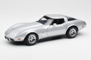 Chevrolet Corvette C3 Argent UT Models 1:18 21072 Métal