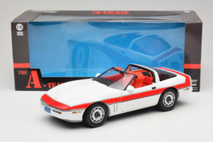 Chevrolet Corvette C4 A-Team Blanc GreenLight 1:18 13532 Métal — image 8 sur 8