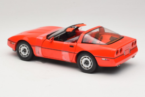 Chevrolet Corvette C4 Larry Sellers Big Lebowski Movie Car GreenLight 1:18 13533 Métal — image 5 sur 6
