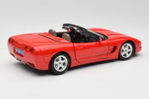 Chevrolet Corvette C5 Cabriolet Rouge Bburago 1:18 3076 Métal — image 3 sur 8