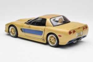 Chevrolet Corvette C5 Guldstrand Signature Edition Or Maisto 1:18 31657 Métal — image 7 sur 8