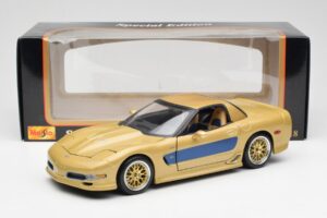 Chevrolet Corvette C5 Guldstrand Signature Edition Or Maisto 1:18 31657 Métal — image 8 sur 8