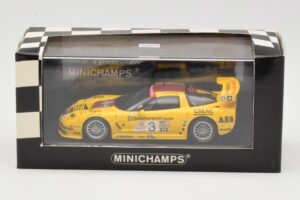 Chevrolet Corvette C5-R #3 R. Fellows / J. O'Connell / O. Gavin ALMS Petit Le Mans 2002 Minichamps 1:43 400021493 Métal — image 4 sur 4