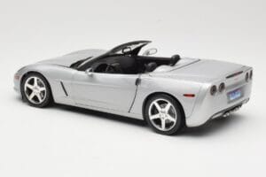 Chevrolet Corvette C6 Cabriolet Argent Hot Wheels 1:18 B6052 Métal — image 7 sur 8