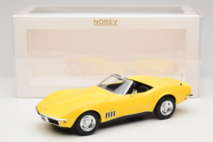 Chevrolet Corvette C3 Cabriolet Daytona Yellow Norev 1:18 189039 Métal — image 6 sur 6