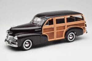 Chevrolet Fleetmaster Woody Noir & Wood Panels Maisto 1:18 43697545B Métal
