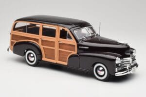 Chevrolet Fleetmaster Woody Noir & Wood Panels Maisto 1:18 43697545B Métal — image 6 sur 8