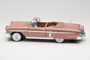 Chevrolet Impala Cabriolet Marron Motormax 1:18 73112 Métal — image 4 sur 8