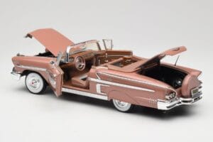 Chevrolet Impala Cabriolet Marron Motormax 1:18 73112 Métal — image 5 sur 8