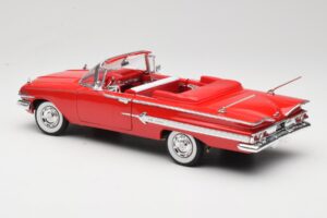 Chevrolet Impala Cabriolet Rouge Welly 1:18 9864W Métal — image 7 sur 8
