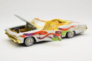 Chevrolet Impala Lowrider White Metallic Hot Wheels 1:18 27635 Métal — image 2 sur 8