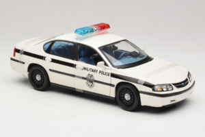Chevrolet Impala Military Police Maisto 1:18 36611 Métal — image 4 sur 6