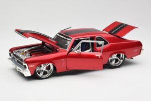 Chevrolet Nova SS Coupé Rouge Maisto 1:18 31083-M1 Métal — image 2 sur 8
