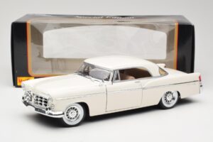 Chrysler 300B Blanc Maisto 1:18 531897 Métal — image 8 sur 8