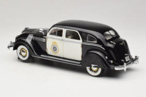 Chrysler Airflow Voiture de Police Signature Models 1:18 CCSM01 Métal — image 5 sur 6