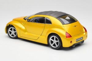 Chrysler Pronto Cruizer Or Maisto 1:18 37800 Métal — image 7 sur 8