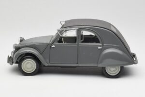 Citroen 2CV A Gris Tchibo 1:18 49418 Métal — image 4 sur 8