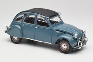 Citroen 2CV Bleu Nuit Solido 1:18 8028 Métal — image 4 sur 6