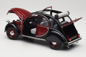 Citroën 2CV Charleston Rouge Minichamps 1:18 150111501 Métal — image 5 sur 8