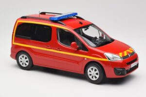Citroen Berlingo II Pompiers Rouge Norev 1:18 181641 Métal — image 4 sur 6