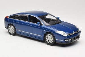 Citroen C6 Bleu Bburago 1:18 18-12073 Métal — image 6 sur 8