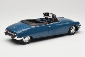Citroën DS 19 Cabriolet Rouge Sun Star 1:18 4742 Métal — image 3 sur 8