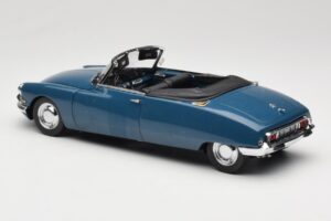 Citroën DS 19 Cabriolet Rouge Sun Star 1:18 4742 Métal — image 7 sur 8