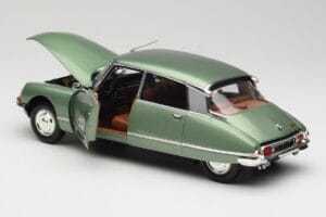 Citroen DS23 Pallas Vert Norev 1:18 181570 Métal — image 5 sur 8