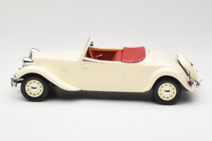 Citroen Traction Avant 11B Cabriolet Crème Norev 1:18 181440 Métal — image 3 sur 6