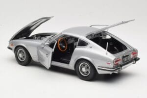 Datsun 240Z S30 Argent Sun Star 1:18 3503 Métal — image 5 sur 8
