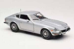 Datsun 240Z S30 Argent Sun Star 1:18 3503 Métal — image 6 sur 8