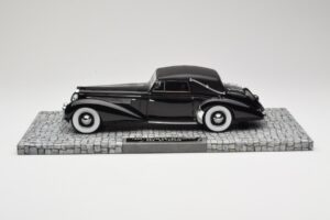 Delage D8-120 Cabriolet Noir Minichamps 1:18 107115131 Métal — image 3 sur 6