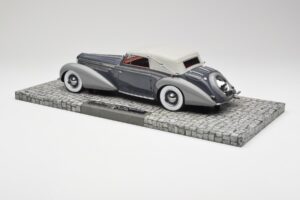 Delage D8 120 Cabriolet Gris & Gris Foncé Minichamps 1:18 107115134 Métal — image 5 sur 6