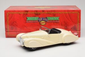Delahaye Cabriolet Crème Guiloy 1:18 68580 Métal — image 8 sur 8