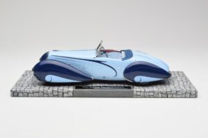 Delahaye Type 135-M Cabriolet Mullin Museum Minichamps 1:18 107116160 Métal — image 3 sur 6
