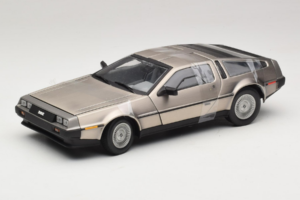DeLorean DMC-12 Argent Sun Star 1:18 2703 Métal